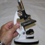 میکروسکوپ دانش آموزی Solomark مدل 900X Microscope