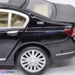 ماکت ماشین مدل بی ام و 760Li