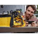 لگو تکنیک مدل App-Controlled Cat D11 Bulldozer کد 42131