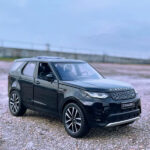 ماشین بازی مدل Land Rover Discovery