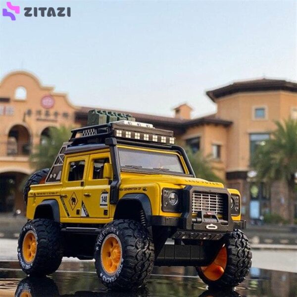 ماکت ماشین مدل LandRover Defender Camel Cup