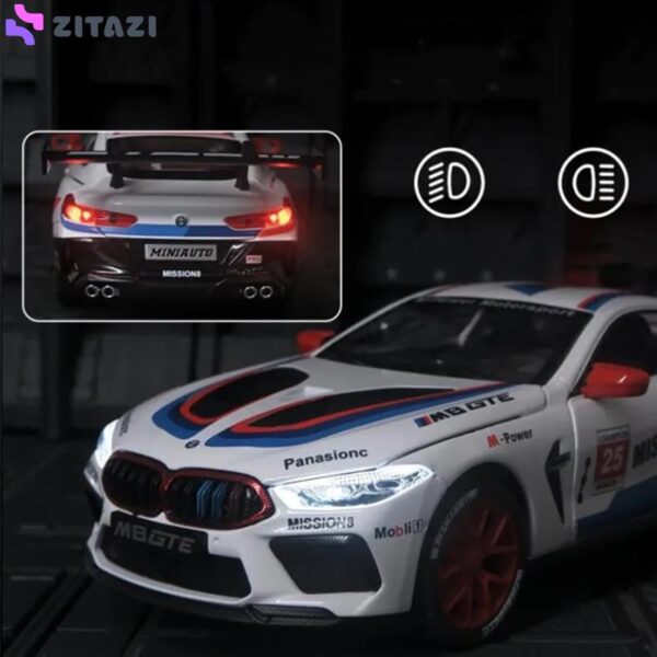 ماکت ماشین مدل BMW M8