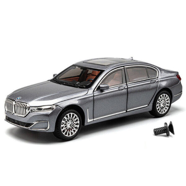 ماشین بازی مدل BMW 760