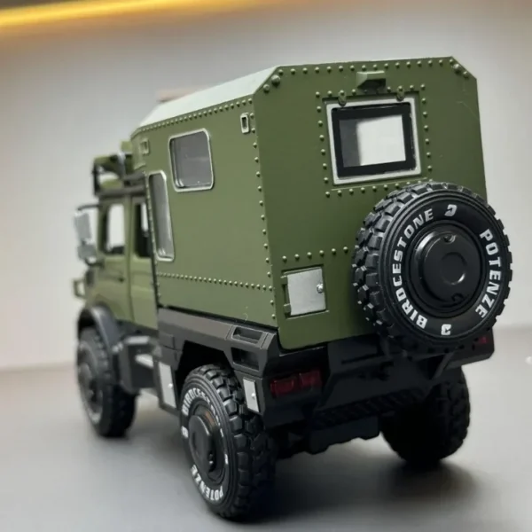 ماکت ماشین مدل بنز نفربر جنگی کد CM329 - Image 4