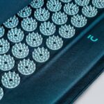تشک و بالش طب فشاری دکتلون مدل Acupressure Mat