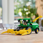 لگو تکنیک مدل John Deere 9700 Forage Harvester کد 42168