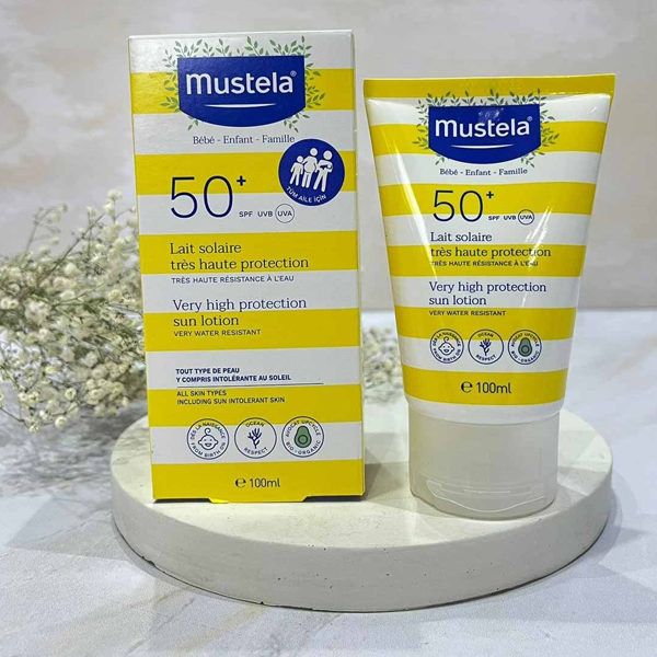 لوسیون ضد آفتاب 100 میلی لیتر موستلا مدل +SPF 50