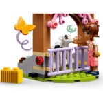 لگو سری فرندز مدل Autumn Baby Cow Shed کد 42607