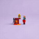 لگو سری ماینکرافت مدل The Nether Lava Battle کد 21266