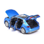 ماکت ماشین مدل Audi Q8
