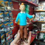 فیگور اورجینال تن تن ایستاده با میلو