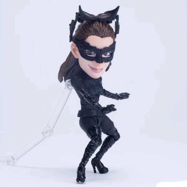 اکشن فیگور مدل cat woman