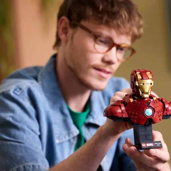 لگو سری مارول مدل Iron Man MK4 Bust کد 76327