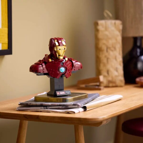 لگو سری مارول مدل Iron Man MK4 Bust کد 76327