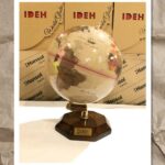 کره جغرافیایی سایز 20 پایه چوبی 8 ضلعی ایده کد 114