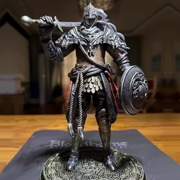 اکشن فیگور raging wolf از الدن رینگ