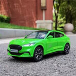 ماکت ماشین مدل Ford Mustang Mach-E مقیاس 1.24
