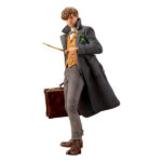 فیگور نیوت اسکمندر از فیلم Fantastic Beasts