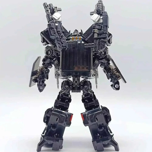 اکشن فیگور ترنسفورمر آیرون هاید Transformer IRON HIDE