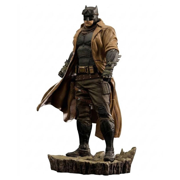 فیگور آیرون استودیو مدل بتمن نایتمر Batman Knightmare Iron Studios