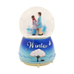 گوی موزیکال مدل Winter کد b137