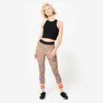 تاپ ورزشی زنانه دامیوس مدل Crop Top