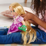 عروسک دیزنی مدل Rapunzel Animator Collection Doll