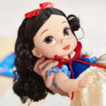 عروسک دیزنی مدل Snow White Animator Collection Doll