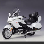 ماکت موتورسیکلت Honda Gold Wing مقیاس 1:12 برند Welly - Image 5