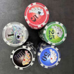 بسته 100 عددی ژتون بازی با هولدر پلاستیکی مدل Poker Chips Case
