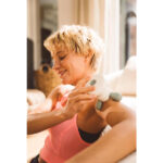 ماساژور دکتلون مدل Electronic Vibrating Massager