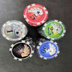 بسته 50 عددی ژتون بازی با هولدر پلاستیکی مدل Poker Chips Case