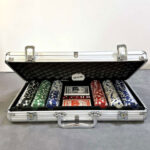 بسته 300 عددی ژتون بازی همراه با کیف آلومینیومی مدل Poker Chips Case