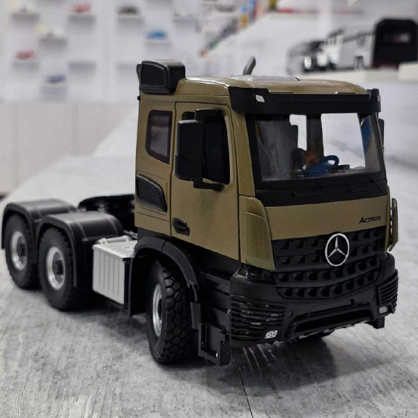 ماکت ماشین مدل تریلی بنز اکتروس