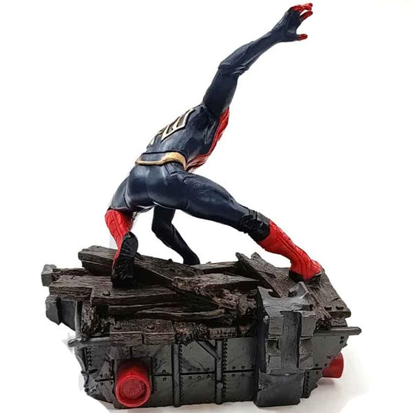 فیگور مدل اسپایدرمن طرح آیرون اسپایدر سری Battle Diorama