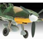 ماکت جنگنده ریول مدل Messerschmitt Bf109 G-2/4 مقیاس 1:32 کد 03829 با کیت رنگ آمیزی