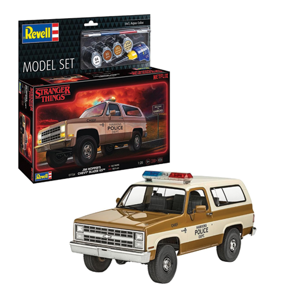 ماکت ماشین ریول مدل Jim Hopper s Chevy Blazer K5 Stranger Things مقیاس 1:25 کد 07724 با کیت رنگ امیزی