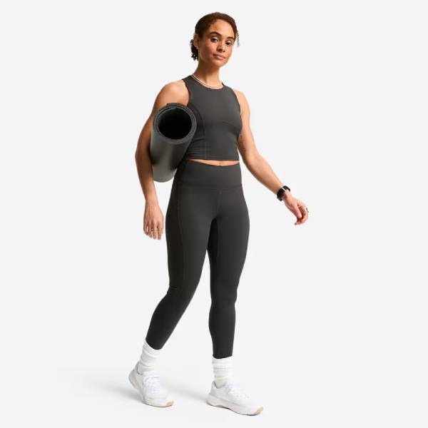 تاپ ورزشی زنانه دامیوس مدل Shape