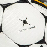 توپ فوتبال سایز 5 کیپستا مدل Club Ball Resist FIFA
