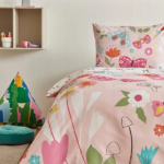 سرویس روتختی 1 نفره کاراجا هوم مدل Young Butterfly