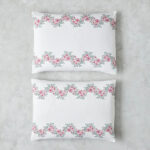 روبالشی 2 عددی 50 × 70 سانتی متر انگلیش هوم مدل Daisy Chain