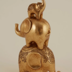 مجسمه فیل خانواده کاراجا هوم مدل Elephant