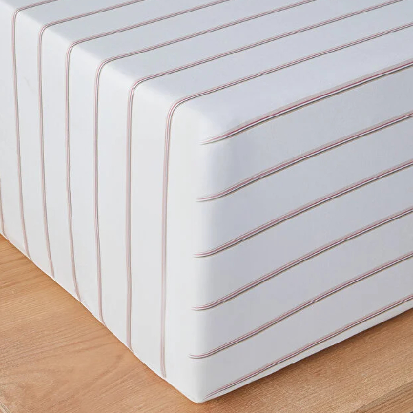 ملحفه کشدار 100 × 200 سانتی متر انگلیش هوم مدل Serene Stripes صورتی