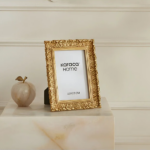 قاب عکس 10×15 سانتی متر کاراجا هوم مدل Darien