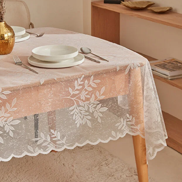 رومیزی توری 145 × 220 سانتی متر کاراجا هوم مدل Hessa