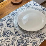 رانر رومیزی پنبه ای 40 × 150 سانتی متر کامیز با نقوش گل و پرنده آبی