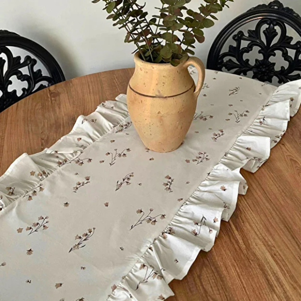 رانر رومیزی چین دار 40 × 110 سانتی متر کامیز طرح لاله