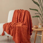 شال مبل 130 × 170 سانتی متر انگلیش هوم مدل Luxwrap آجری