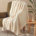 شال مبل 130 × 170 سانتی متر انگلیش هوم مدل Luxwrap شیری