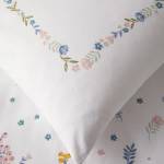 سرویس روتختی دو نفره انگلیش هوم مدل Floral Bud